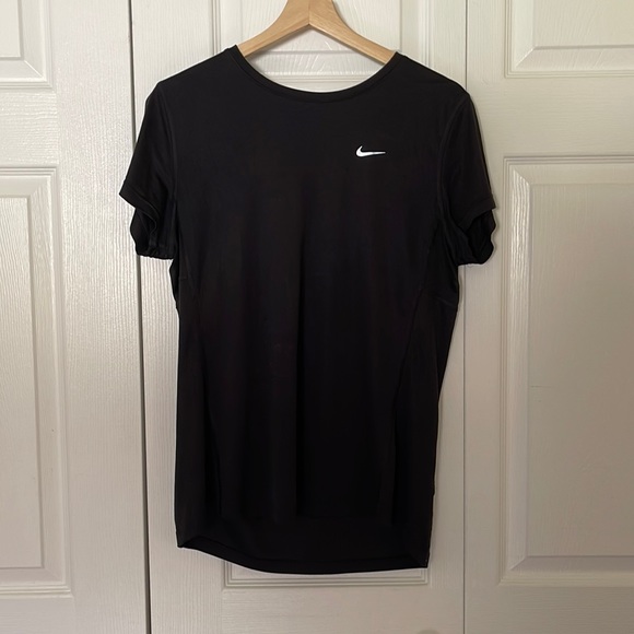 Nike Dri-Fit T-Shirt - Picture 1 of 3